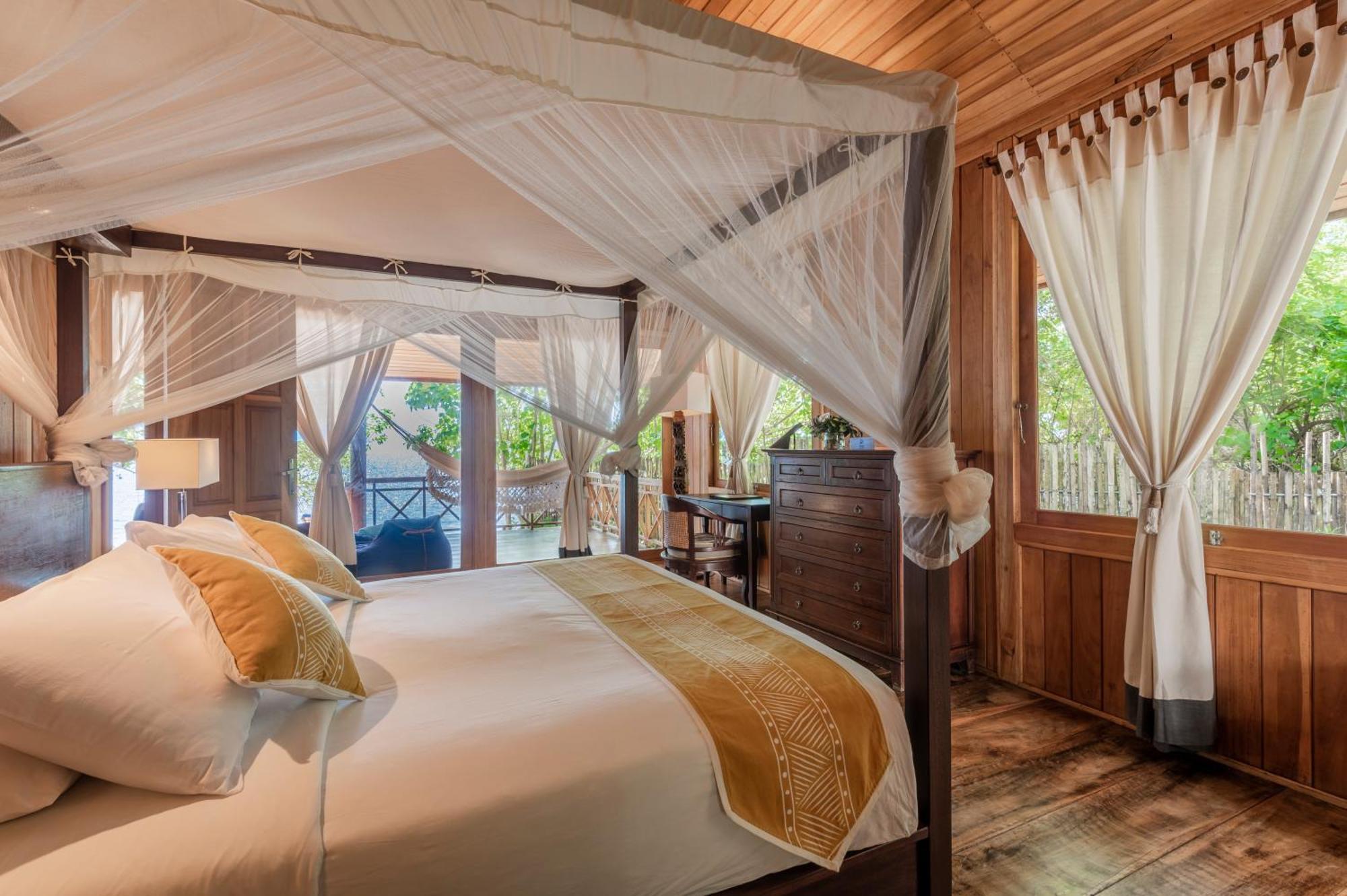 Siladen Resort & Spa Bunaken Buitenkant foto