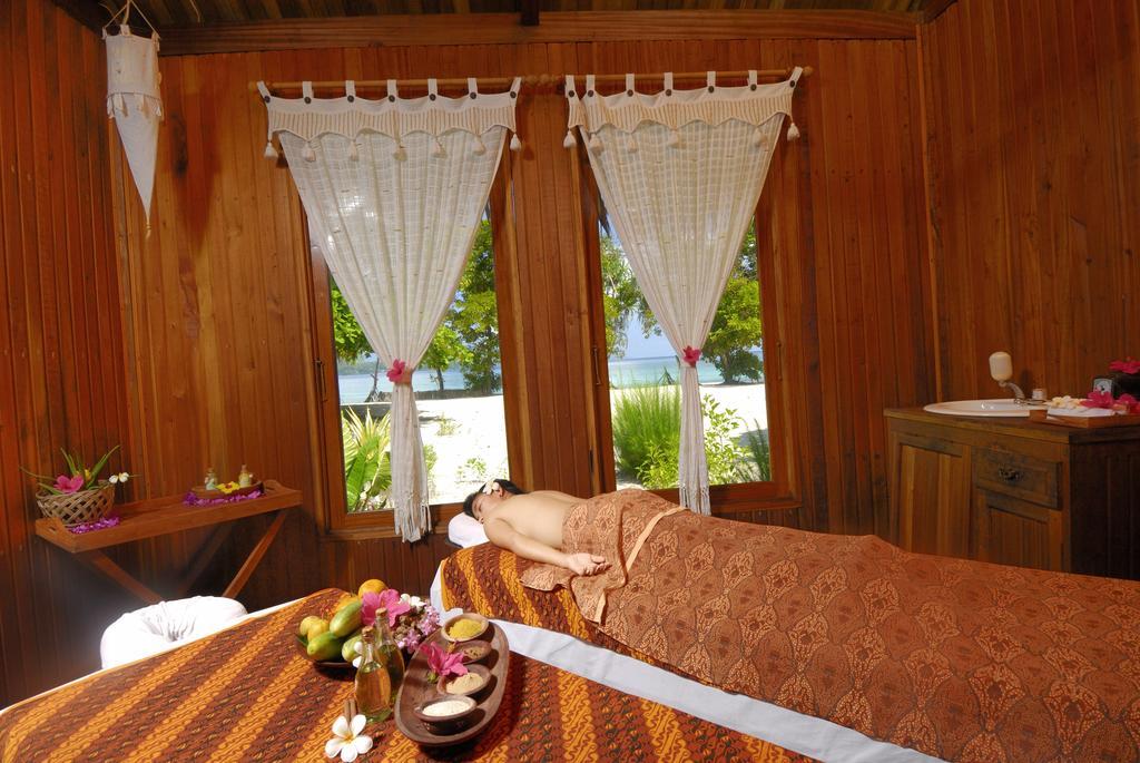 Siladen Resort & Spa Bunaken Buitenkant foto
